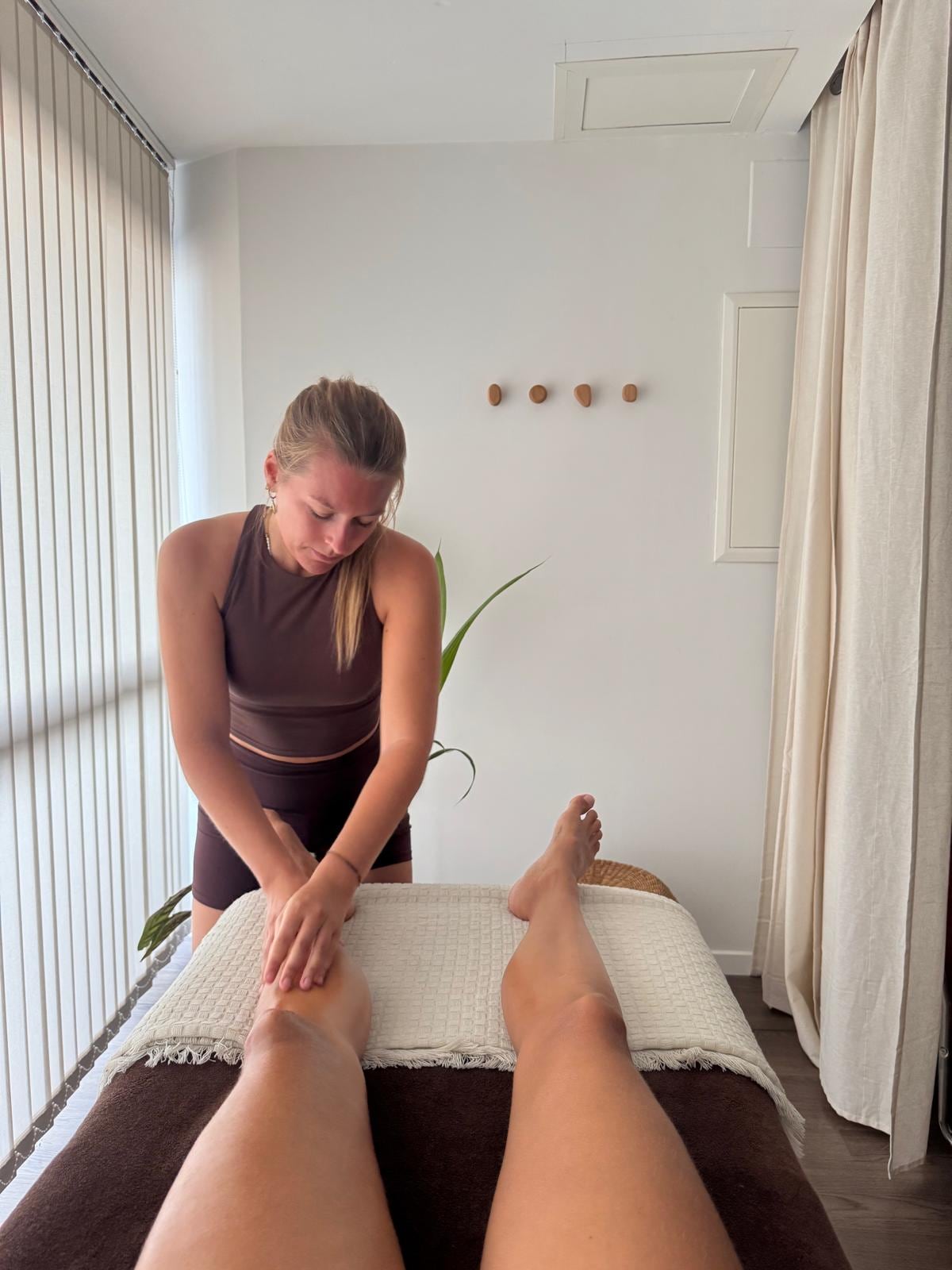 Séance de drainage lymphatique des jambes